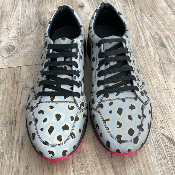 Gucci. Men’s animal print shoe. NWOT. - Picture 2 of 3